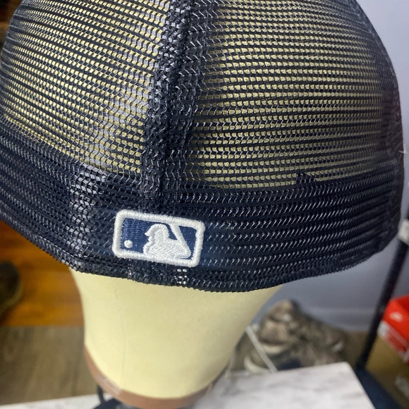 New Era Navy Yankees Cap - Picture 3 of 4
